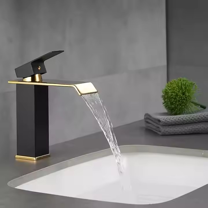 HB6030 NEW DESIGN High Quality Waterfall single handle basin faucet