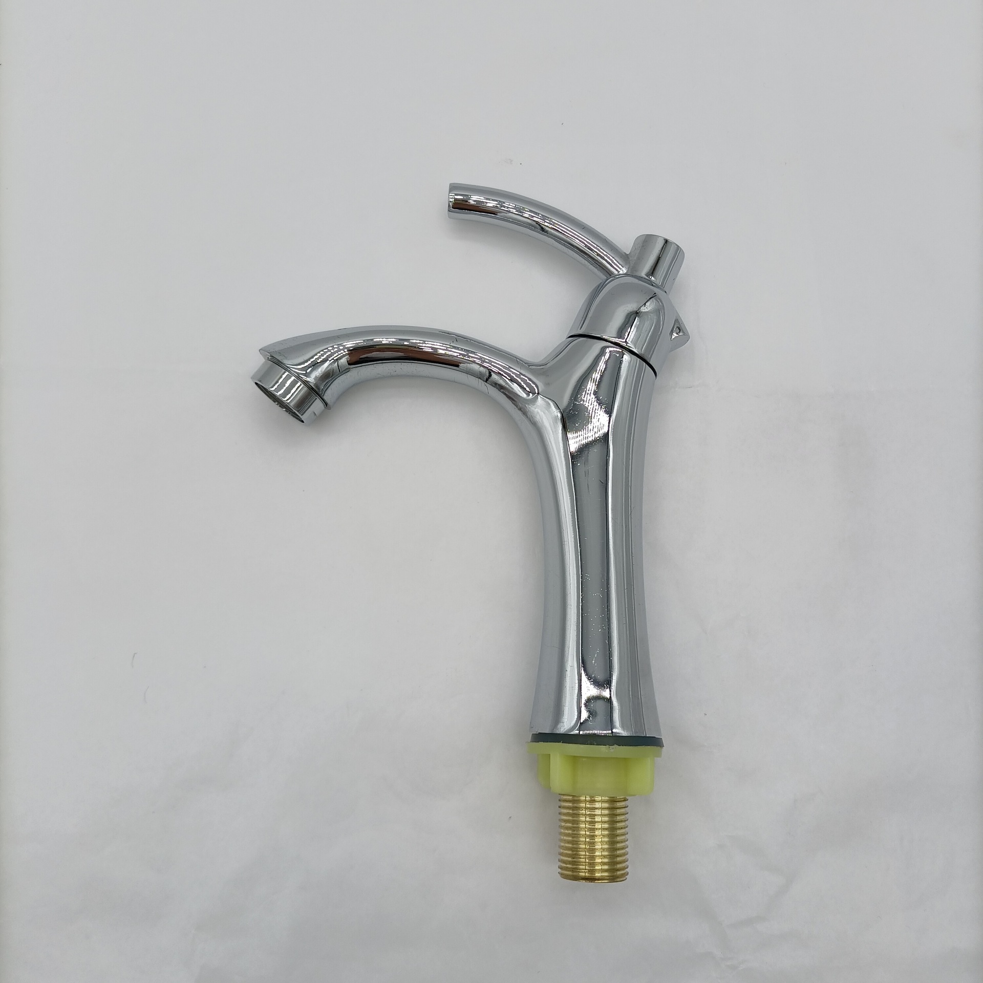  HB6057 New Design Single Cold Water Zinc Body Single Handle Basin Faucet	