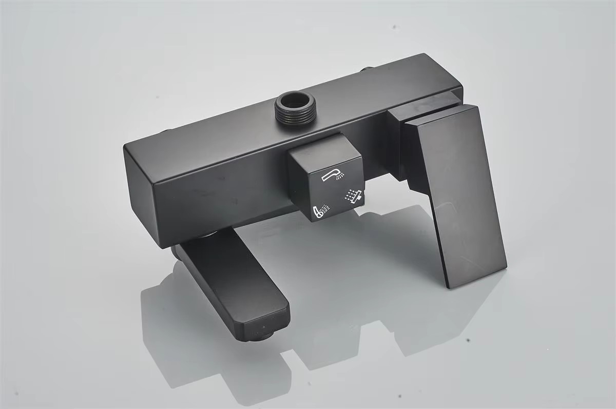 HS8003Newly designed high-quality stainless steel shower faucet