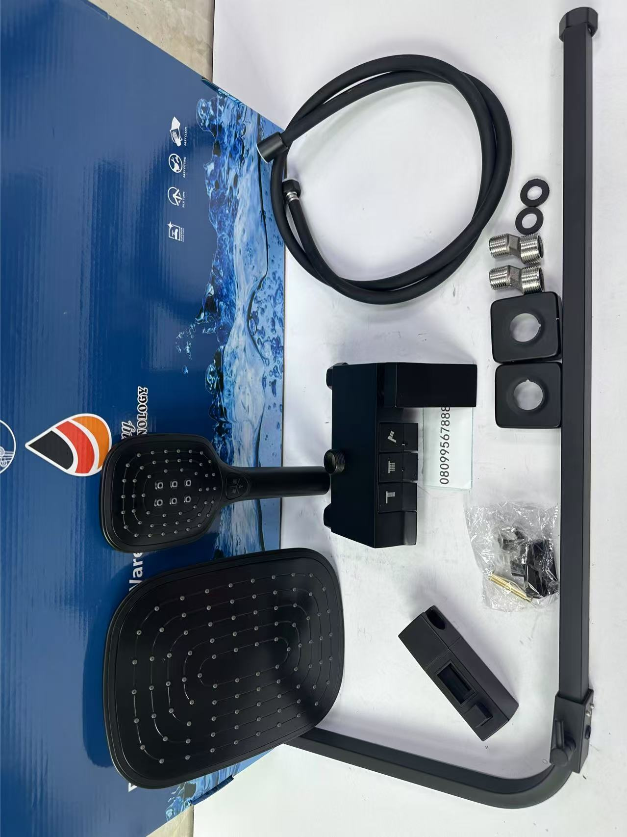 HS8005Newly designed high-quality brass shower faucet