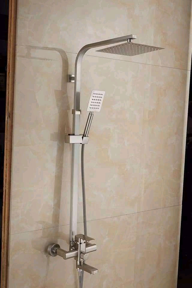 HS8008 Newly designed high-quality Stainless steel shower faucet